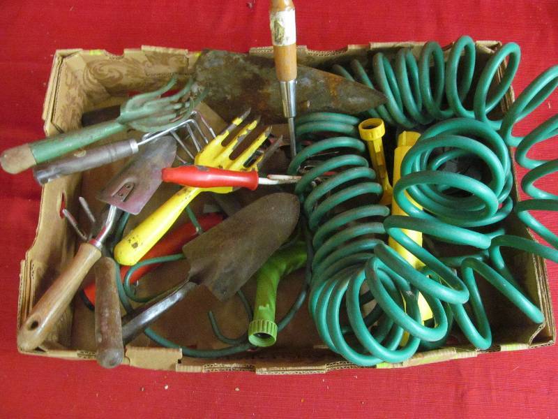 lot 137 image: gardening tools