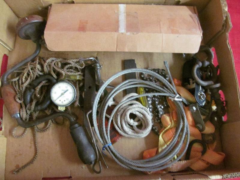 lot 154 image: vintage hand drill