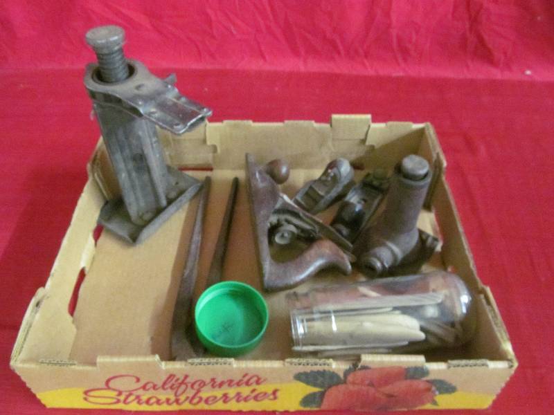 lot 164 image: vintage tools