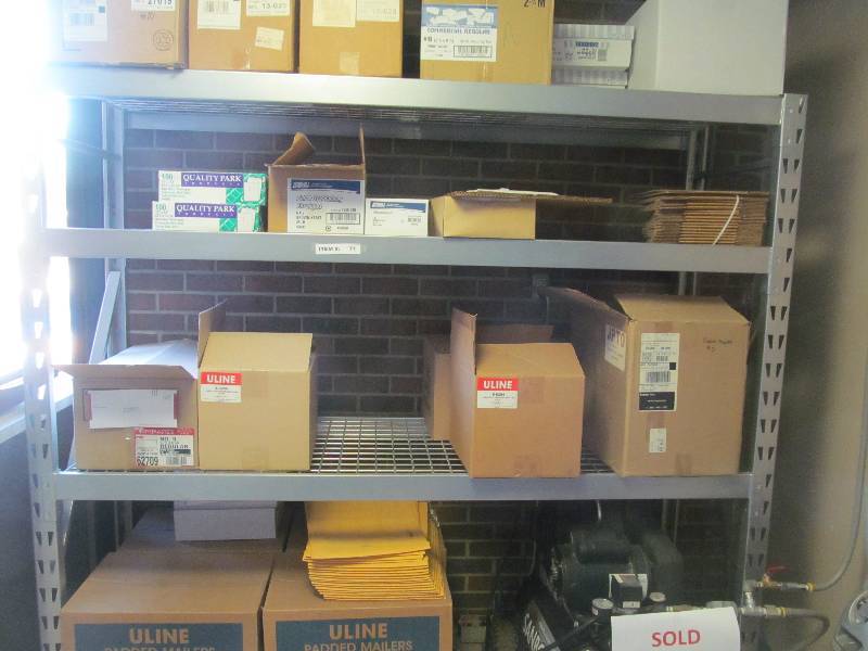shelving unit