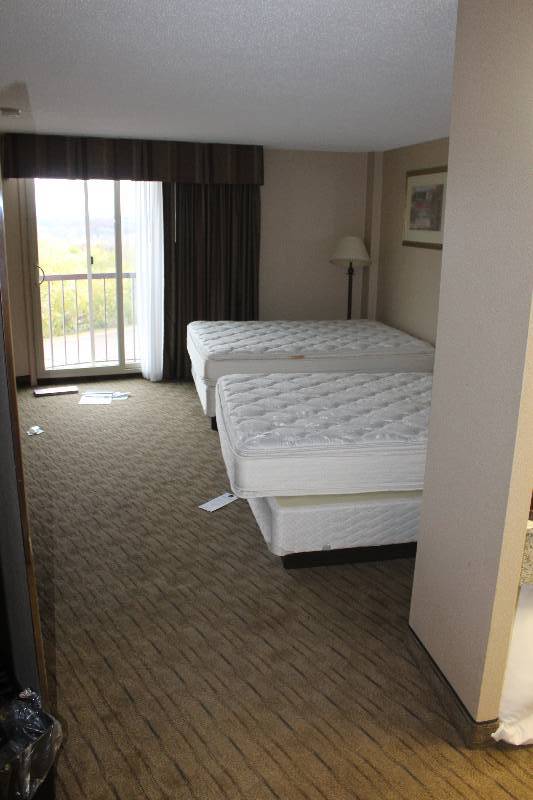 lot 614 image: Contents of Room #614