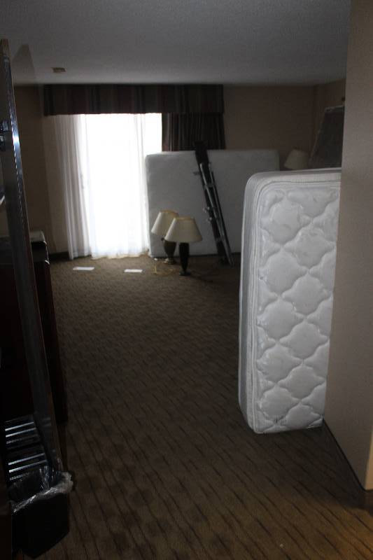 lot 507 image: Contents of Room #507
