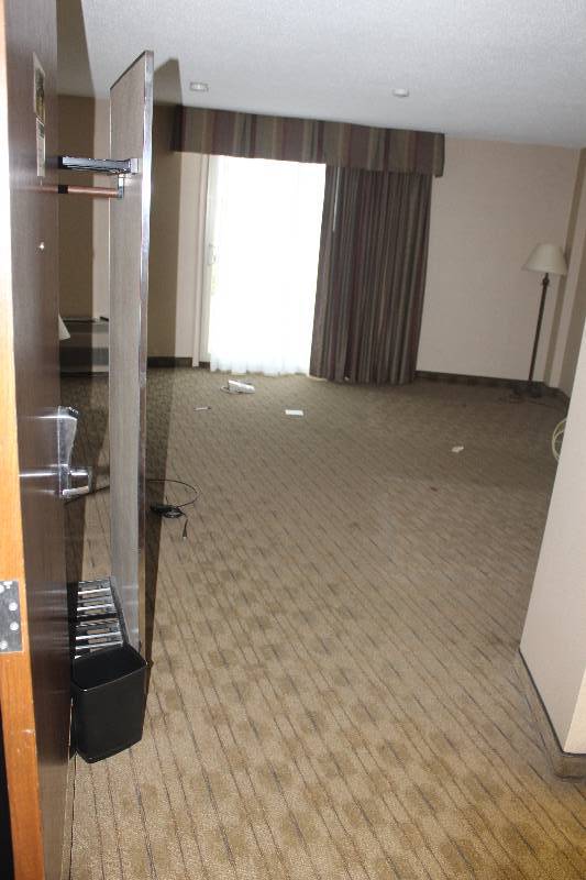 lot 515 image: Contents of Room #515