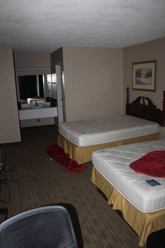 lot 111 image: Contents of Room #111