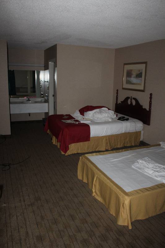 lot 119 image: Contents of Room #119