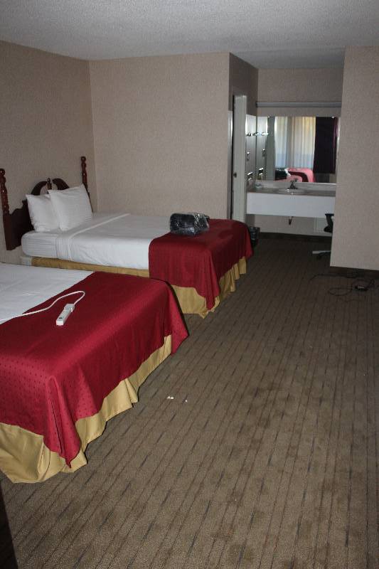 lot 125 image: Contents of Room #125