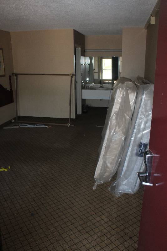 lot 133 image: Contents of Room #133