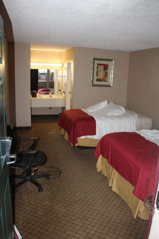 lot 218 image: Contents of Room #218