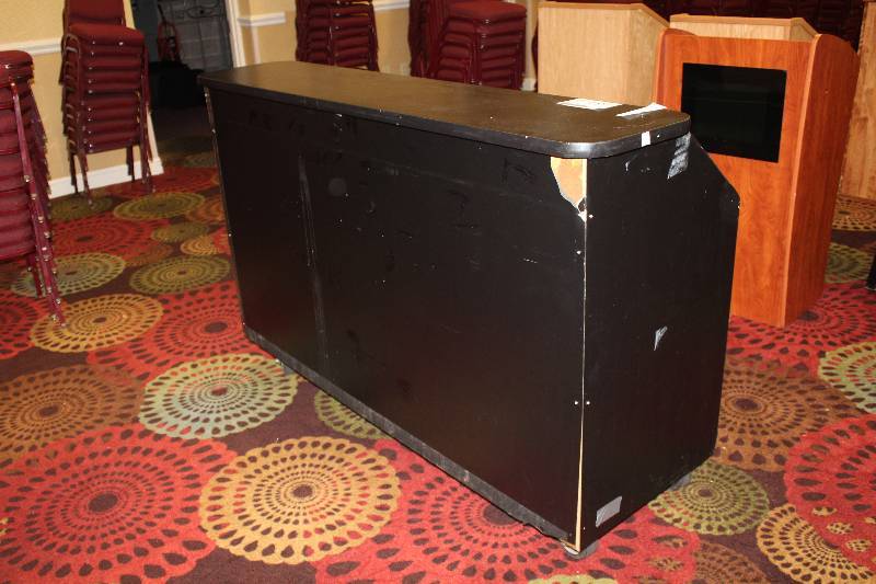 lot 481 image: Wheeled Black Bar w Sink
