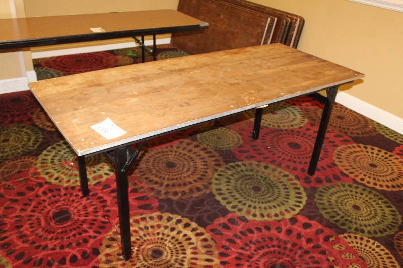 lot 333 image: Lot of (3) Wood-Top Tables