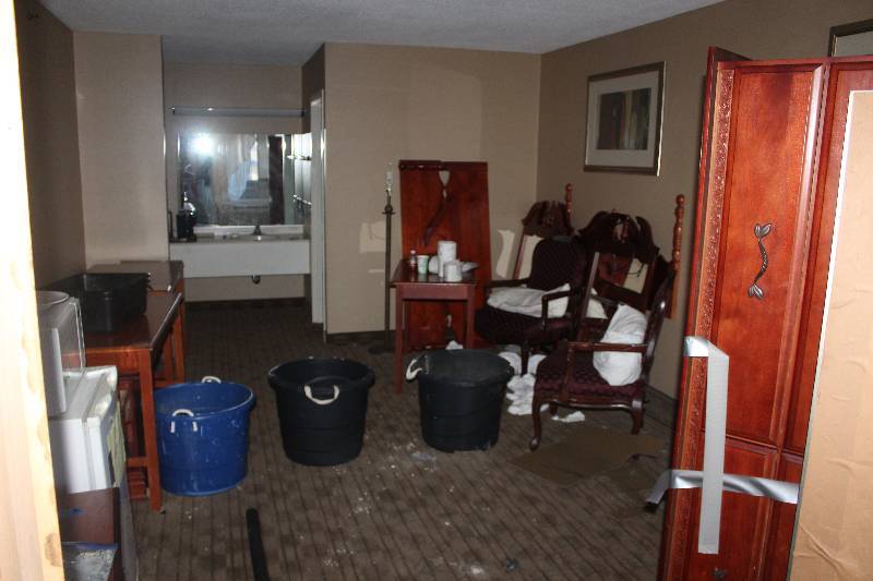 lot 275 image: Contents of Room #275