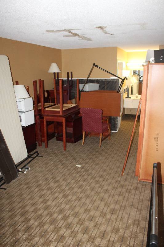 lot 277 image: Contents of Room #277