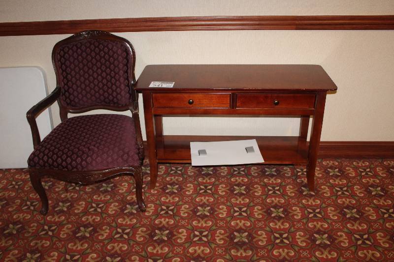 lot 541 image: Sofa Table & Living Room Chair