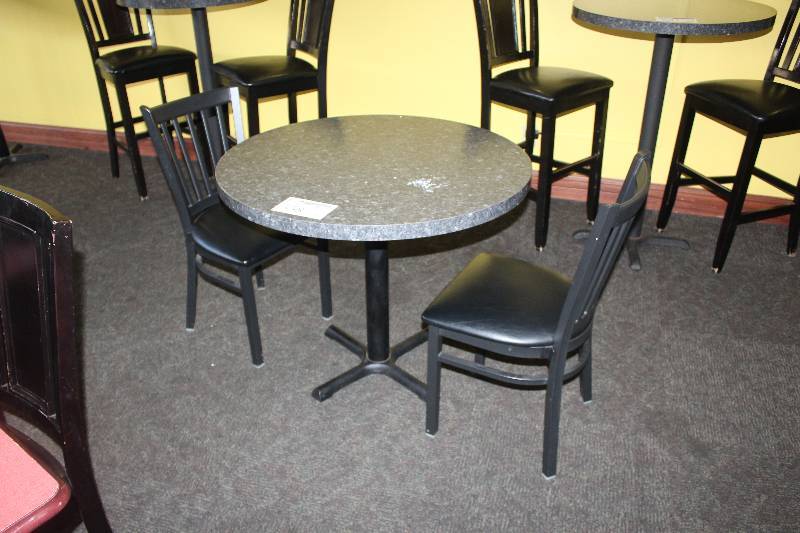 lot 558 image: Lot of (3) Furniture Including 1) 30in. Round Table AND 2) Chairs