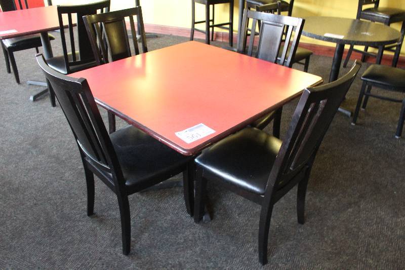 lot 561 image: Lot of (5) Furniture Including 1) Table AND 4) Chairs