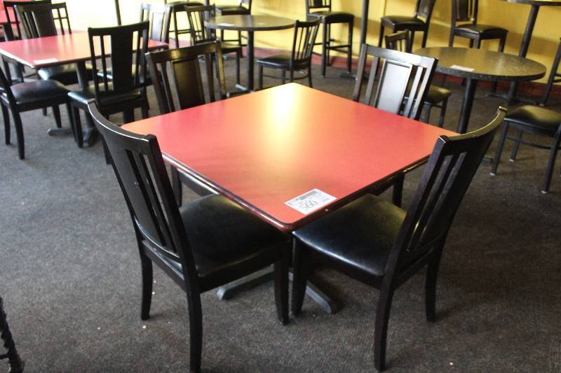 lot 560 image: Lot of (5) Furniture Including 1) Table AND 4) Chairs