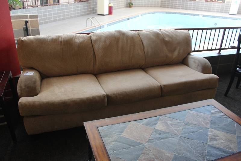 lot 566 image: Couch