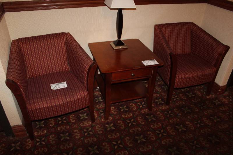 lot 576 image: Lot of (2) Den Chairs