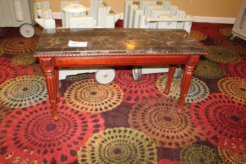 lot 545 image: Sofa Table