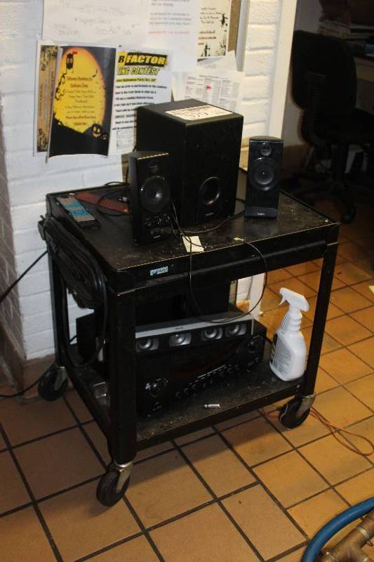 lot 579 image: Stereo PT590AU Digital HDMI Receiver & Insignia Surround Speakers & 2-Shelf Metal Office Cart
