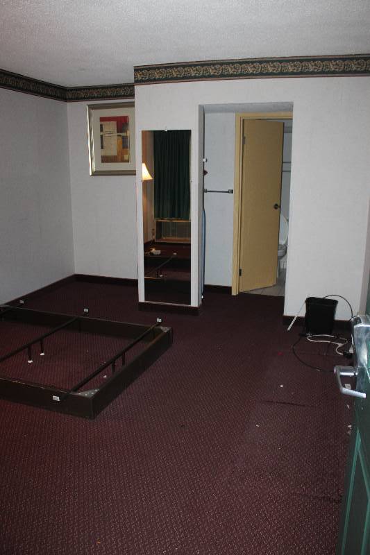 lot 101 image: Contents of Room #101