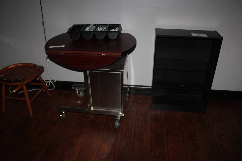 lot 651 image: Bookshelf & Wheeled Table