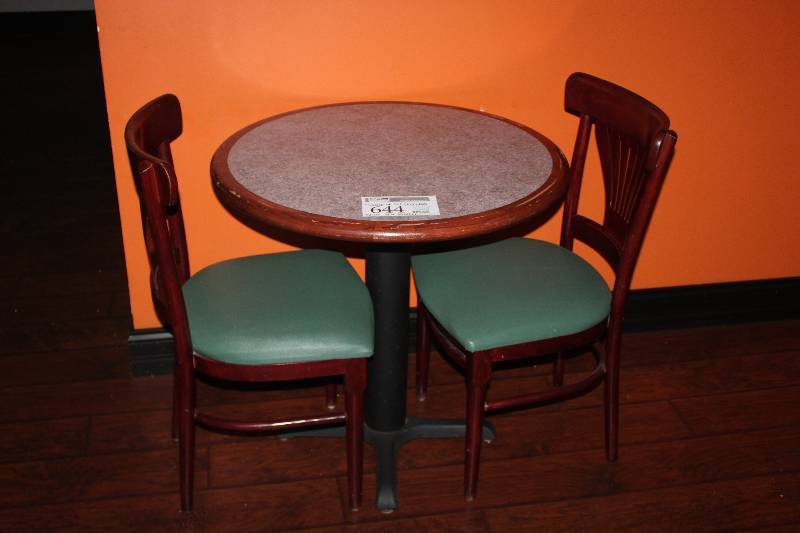 lot 644 image: Lot of (3) Furniture Including 1) 29in. Round Table AND 2) Chairs w Padded Seat