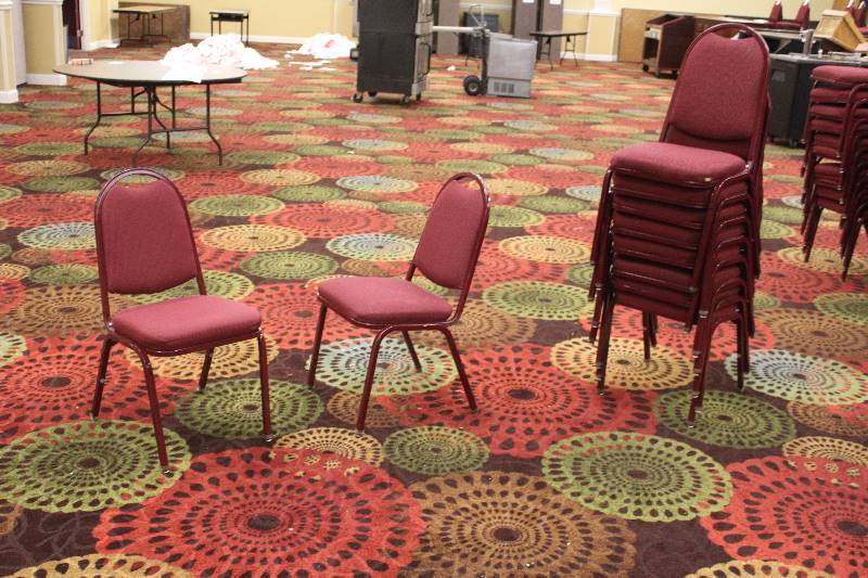 lot 778 image: Lot of (10) Padded Dining Chairs