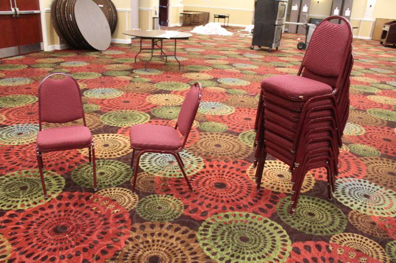 lot 779 image: Lot of (10) Padded Dining Chairs