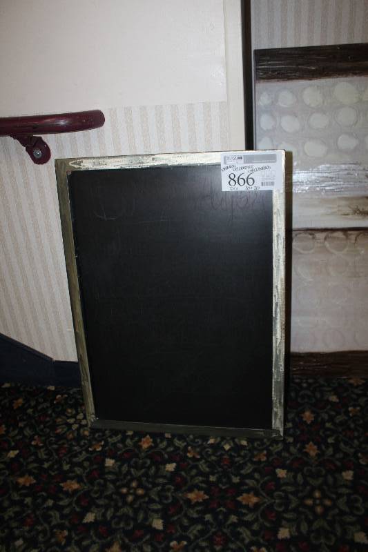 lot 866 image: Decorative Framed Chalkboard