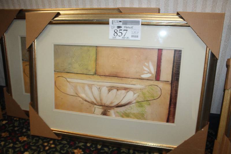 lot 857 image: Lot of (2) Framed Wall Art
