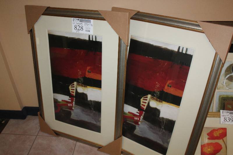 lot 828 image: Lot of (2) Framed Wall Art