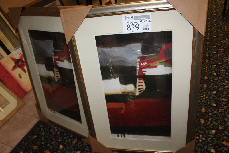 lot 829 image: Lot of (2) Framed Wall Art