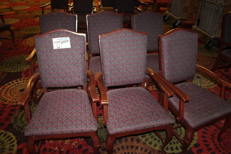 lot 342 image: Lot of (6) Chairs