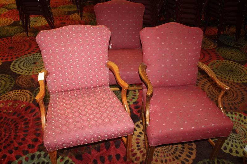 lot 343A image: Lot of (3) Chairs