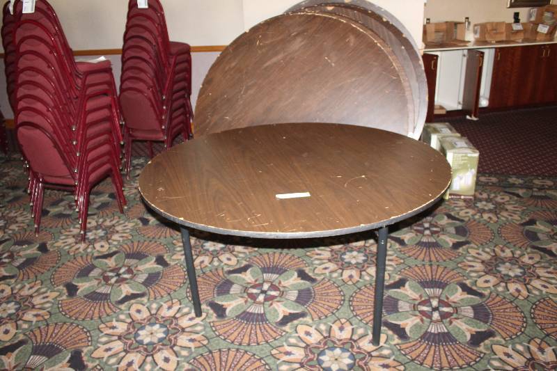 lot 726 image: Lot of (4) 60in. Round Tables