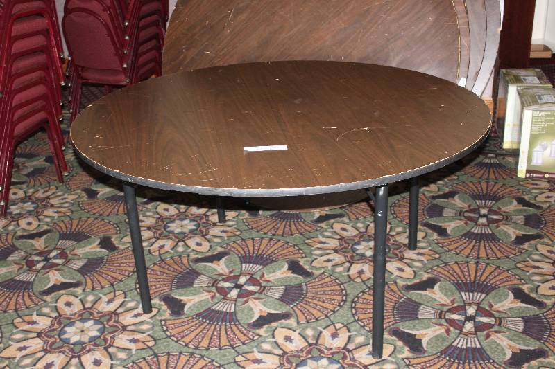lot 727 image: Lot of (4) 60in. Round Tables