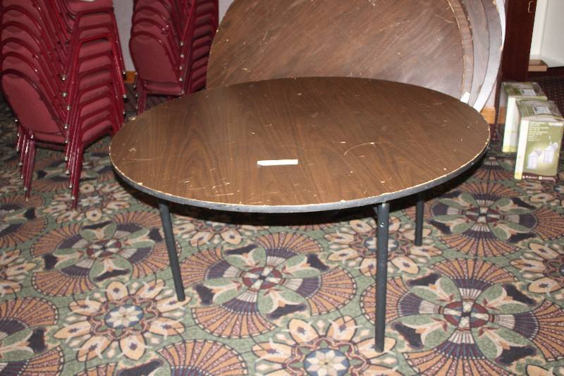 lot 728 image: Lot of (4) 60in. Round Tables