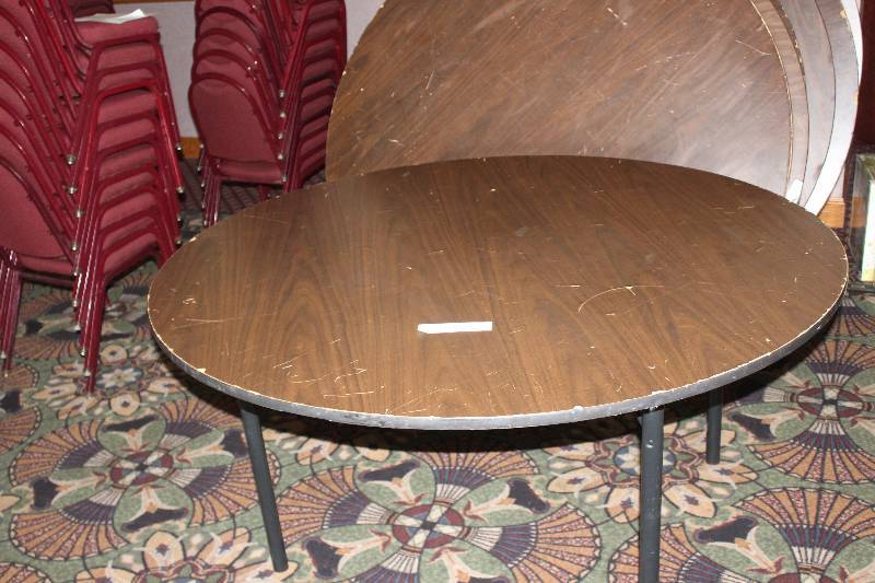 lot 729 image: Lot of (4) 60in. Round Tables