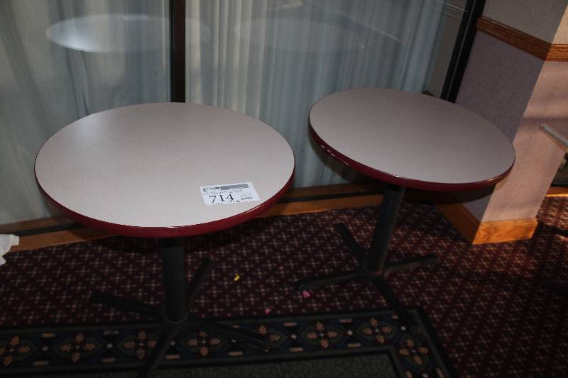 lot 714 image: Lot of (2) Round Tables