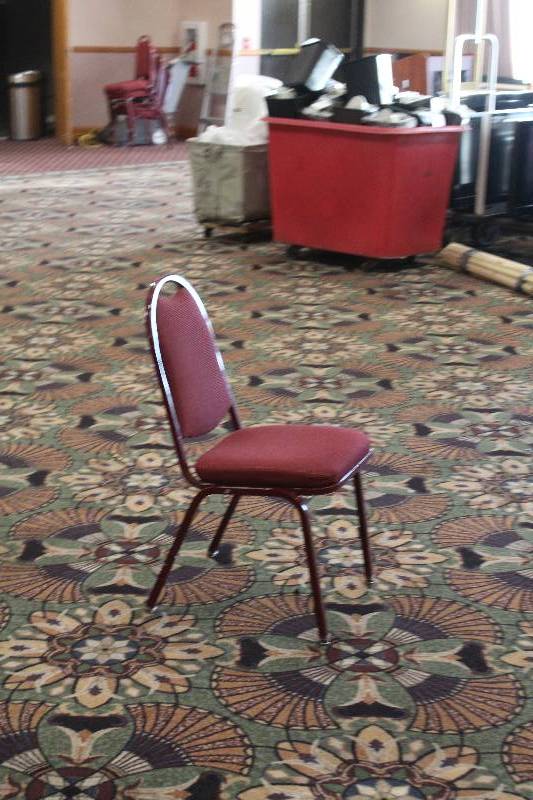 lot 733 image: Lot of (10) Padded Dining Chairs