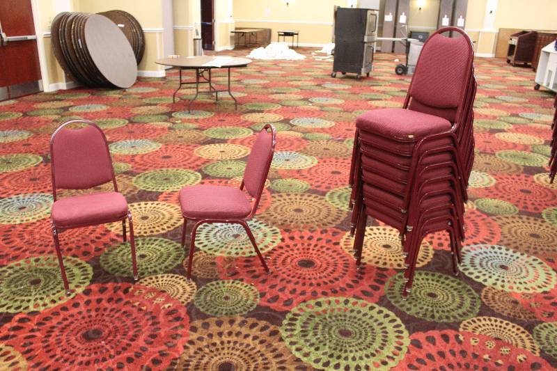 lot 793 image: Lot of (10) Padded Dining Chairs