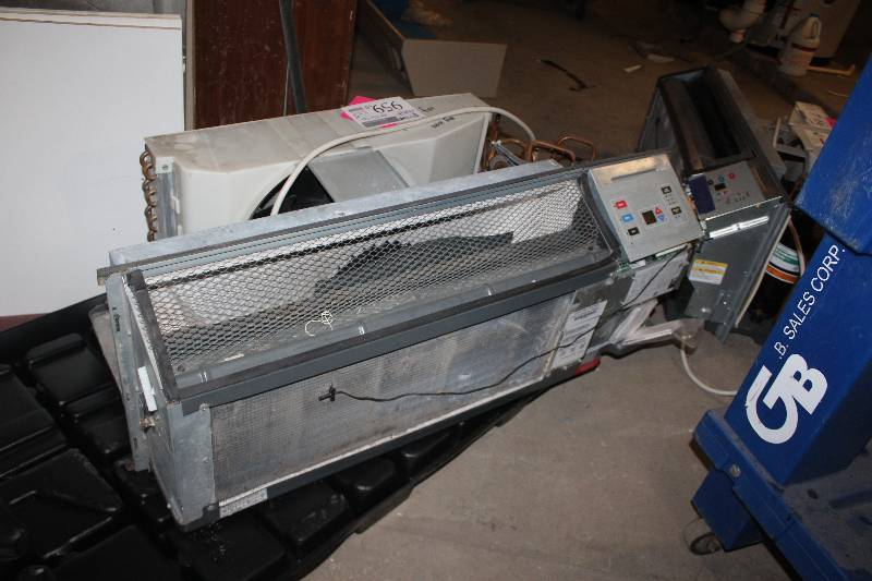 lot 959 image: Amana Heating & Air Conditioning Unit