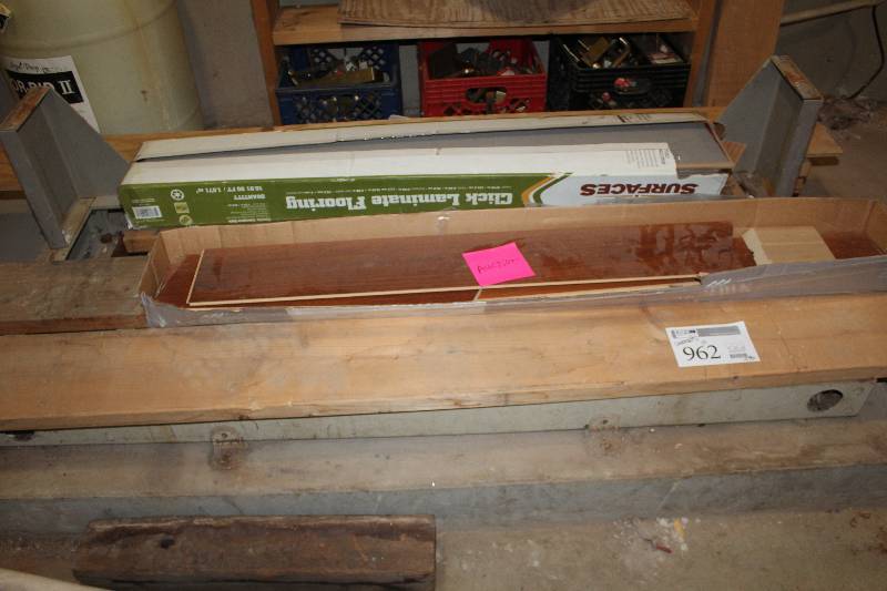 lot 962 image: Laminate Flooring