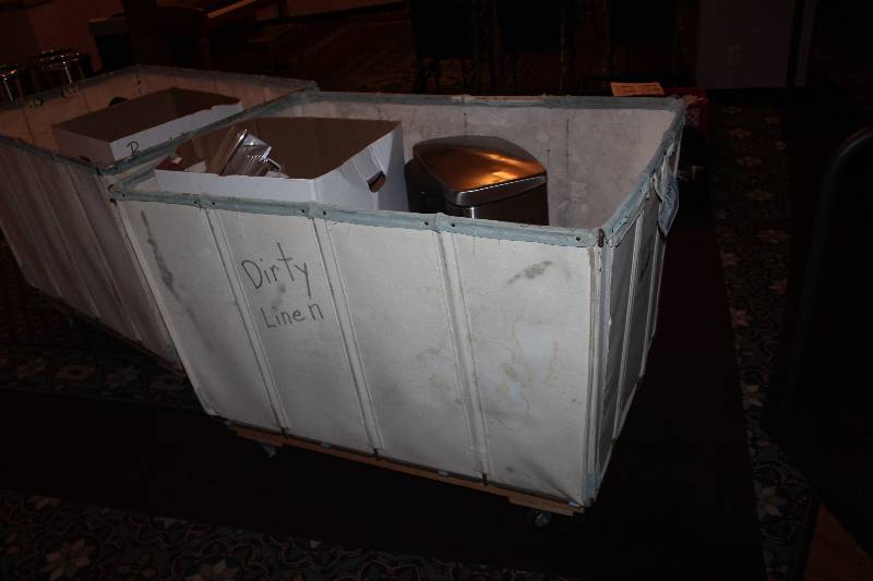 lot 998 image: Laundry Carts & Contents