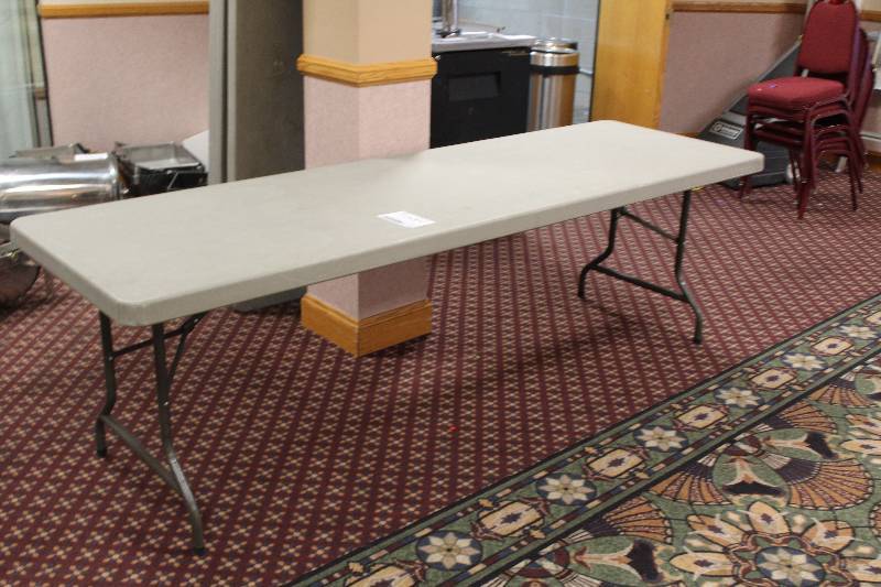 lot 1008 image: Lot of (4) Lifetime Folding Tables