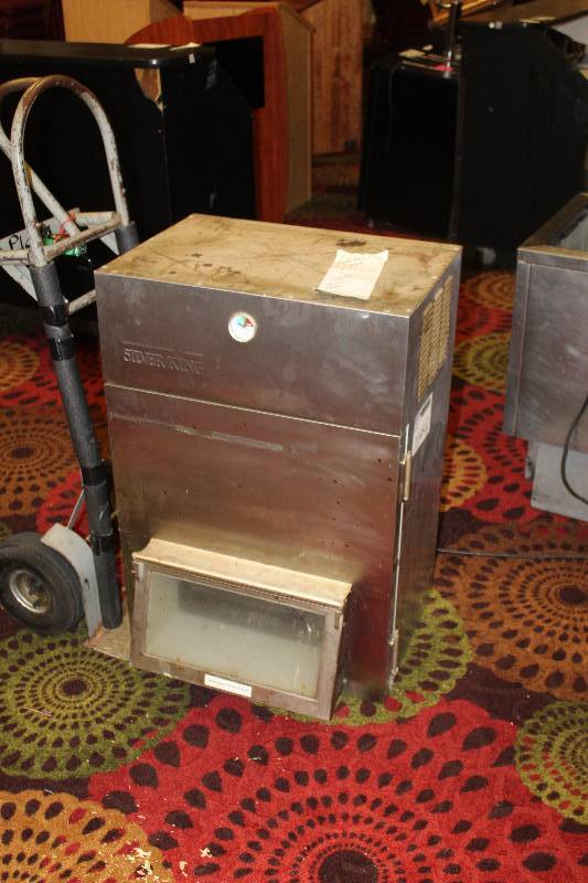 lot 1048 image: Silver King Refrigerator 36x25x17in.