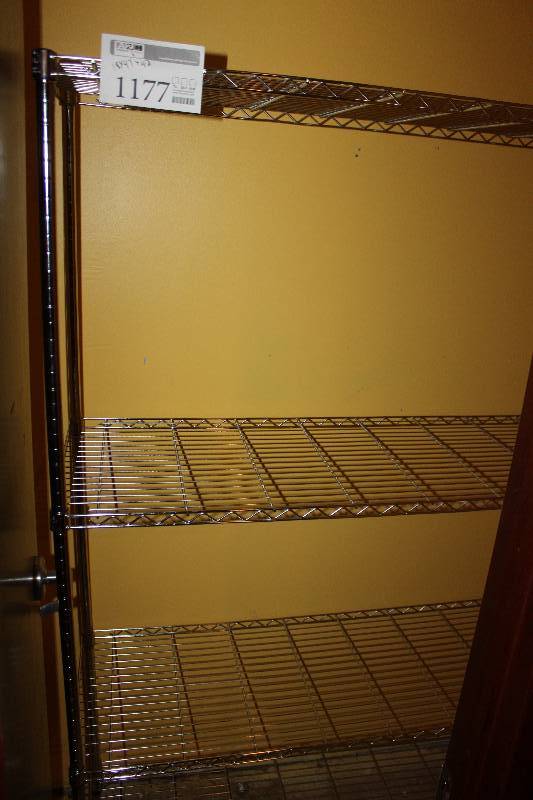 lot 1177 image: 3-Shelf Metal Rack