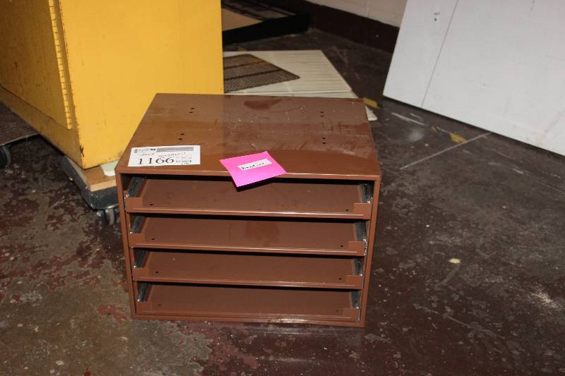 lot 1166 image: 4-Shelf Cabinet