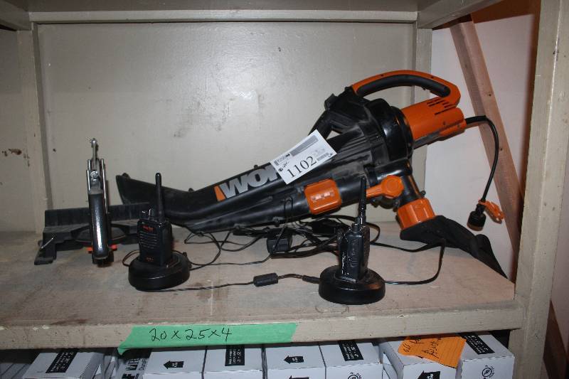 lot 1102 image: Worx Vac